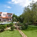 Zenia Villa