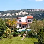 Zenia Villa